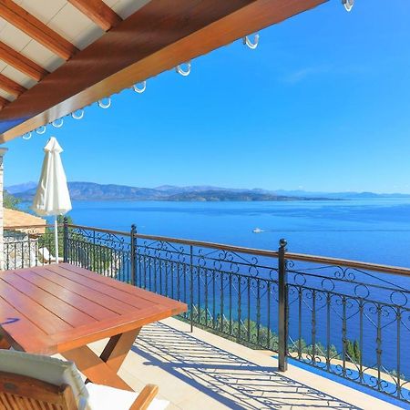 House On The Rocks Villa Katavolos Bagian luar foto