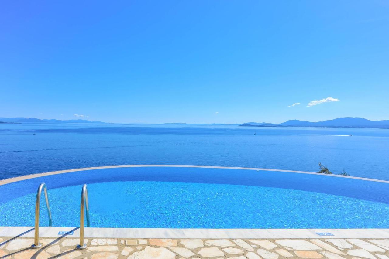 House On The Rocks Villa Katavolos Bagian luar foto