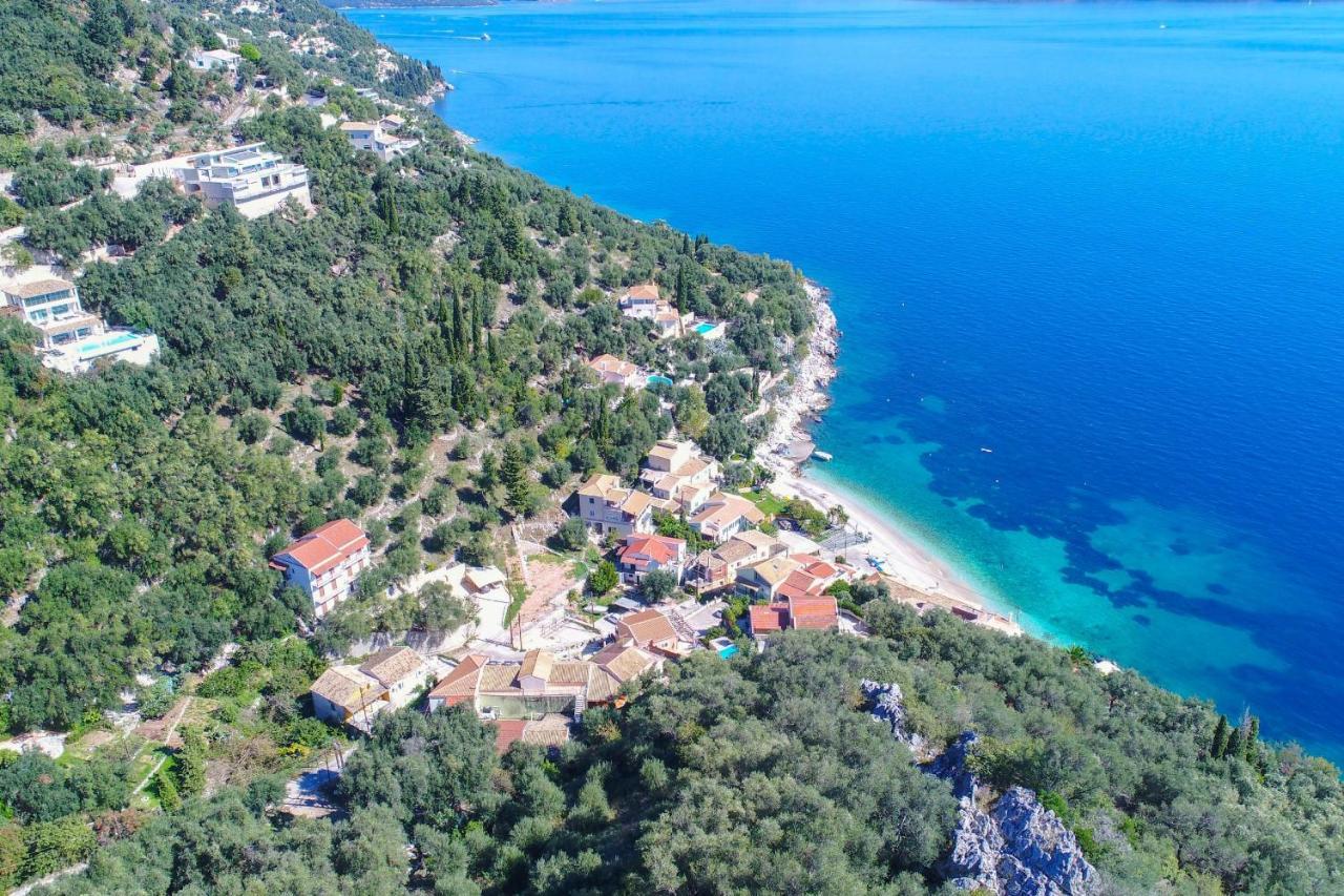 House On The Rocks Villa Katavolos Bagian luar foto